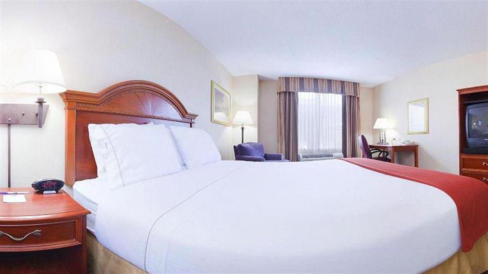 Holiday Inn Express Hotel & Suites Dayton-Centerville By Ihg Extérieur photo